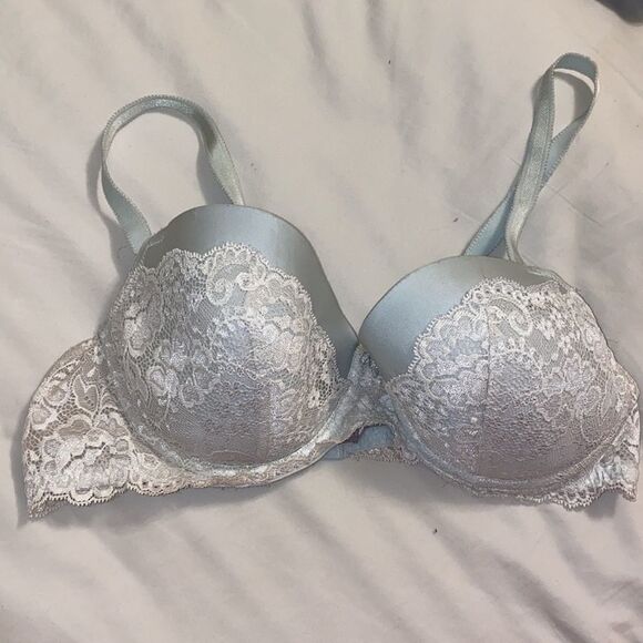 ✨HP✨DREAM ANGELS
Lightly-Lined Smooth Demi Bra✨ - Picture 3 of 5